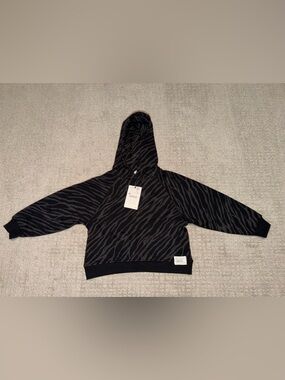 ZARA Girls Black Gray Animal Print Long Sleeve Hooded Sweatshirt Size 6